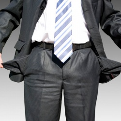 Владимир Путин подписал закон о банкротстве физических лиц