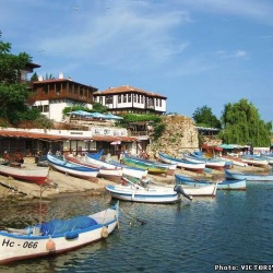 Болгария решила выдавать туристам из России визы от года до пяти лет
