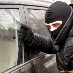 Самым угоняемым в России автомобилем стала Lada