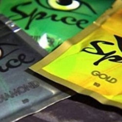 Тяжелые отравления «спайсами» связаны с употреблением пива и энергетиков