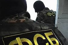 ФСБ со стрельбой задержала пьяных ополченцев на «КамАЗе», прорвавшихся в Россию