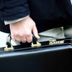 Чиновникам, сдавшим коллег-коррупционеров, будут хорошо платить