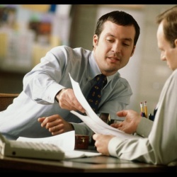 Тюменские банкиры перешли на «ручной» режим рассмотрения заявок по кредитам бизнесу