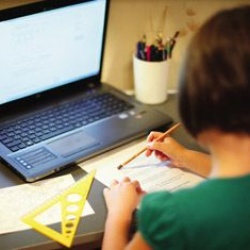 Учителям запретят задавать много домашних заданий