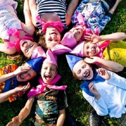 Введена электронная запись для приобретения путевок в детские лагеря