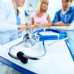 Депутаты предложили раскрывать врачебную тайну