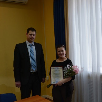 Многодетной маме вручен 70-тысячный в Тюменской области сертификат на материнский (семейный) капитал