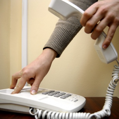 Правоохранителей обяжут предоставлять задержанным право на один телефонный разговор