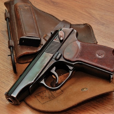 За ношение оружия в образовательных организациях и ночных клубах будут штрафовать