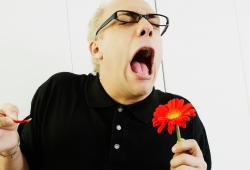 Чихать хотел!