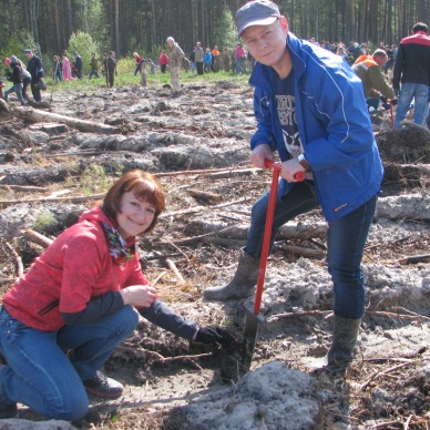 Почтовики приняли участие в акции «Лес Победы»