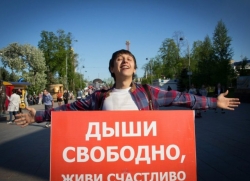 Тюменцы смогут обменять сигареты на мячи и скакалки