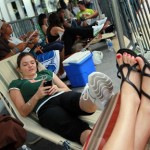 Летом уральцы возьмут в отпуск более 60 тонн смартфонов и планшетов