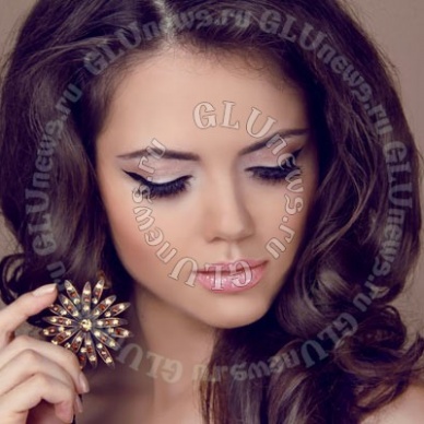 Жених подал в суд на невесту из-за макияжа в Алжире