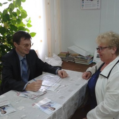 Мобильная бригада Абатского района провела консультации для жителей села Ленинка