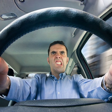 За агрессивную езду предлагают штрафовать