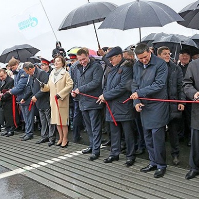 На Ямале открыли мост через реку Надым