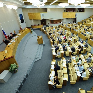 Законопроект о запрете продажи алкоголя до 21 года внесли в Госдуму