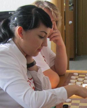 Нижнетавдинцы поздравили граждан пожилого возраста