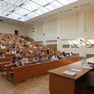 В России снизится число вузов с юридическими факультетами