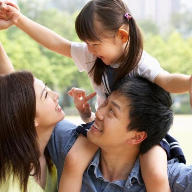 Китай отказался от политики "одна семья - один ребенок"