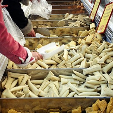 В России запретят торговать вразвес пельменями, конфетами, креветками и целым рядом полуфабрикатов