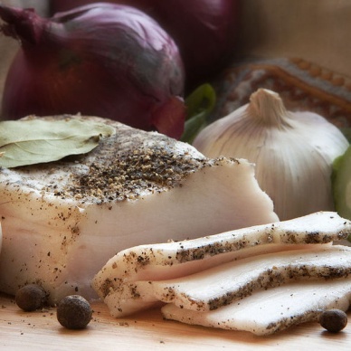 Ученые: Сало полезнее растительного масла