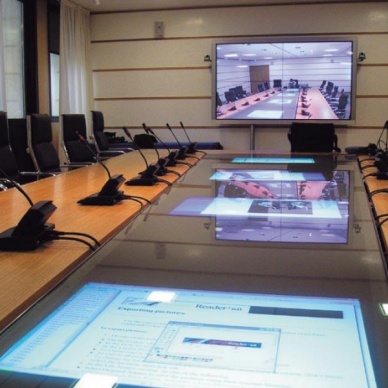 Тюменских родителей зовут на собрание