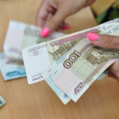 Тюменцам предрекают рост зарплат, несмотря на кризис