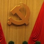 Китайских чиновников будут увольнять за внебрачные связи