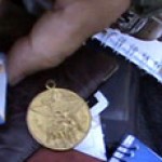 На Украине солдаты-контрактники занимаются мародерством