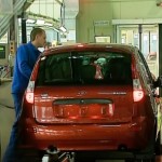 Сотрудники госкомпаний будут ездить на российских машинах