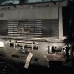 В Югру мчался МАЗ с пьяным водителем за рулем: по пути снес столб, едва не столкнул с дороги патрульный автомобиль