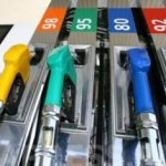 ФАС возбудила дело в отношении 4 крупных нефтяных компаний из-за "накрутки" цен