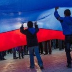 Государственный флаг РФ может поменять цвета