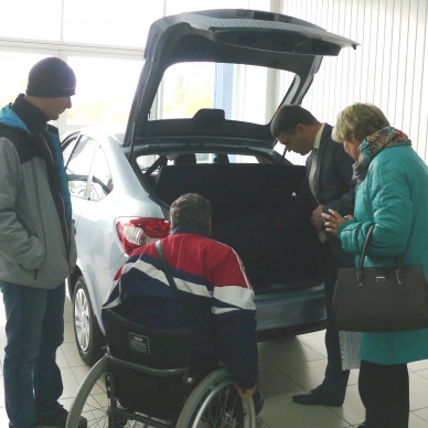 На новом авто к сыну на свадьбу