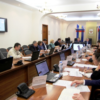 На заседании Общественного совета при тюменском Росреестре подвели итоги 2017 года и наметили план действий на 2018-й