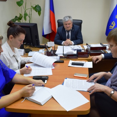 УПОЛНОМОЧЕННЫЙ ПО ПРАВАМ ЧЕЛОВЕКА ПРОВЕЛ РАБОЧУЮ ВСТРЕЧУ ПО СОБЛЮДЕНИЮ ПРАВ ГРАЖДАН ПО ОБЕСПЕЧЕНИЮ САНАТОРНО-КУРОРТНЫМ ЛЕЧЕНИЕМ